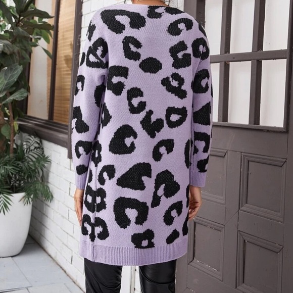 🆕LAST ONE!🛍 Lavender Leopard Cardigan 🐾 - Picture 4 of 6